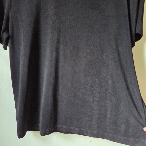 EUC PICADILLY FASHIONS BLACK SLINKY MOCK NECK SHORT SLEEVES TOP LARGE - Picture 9 of 15